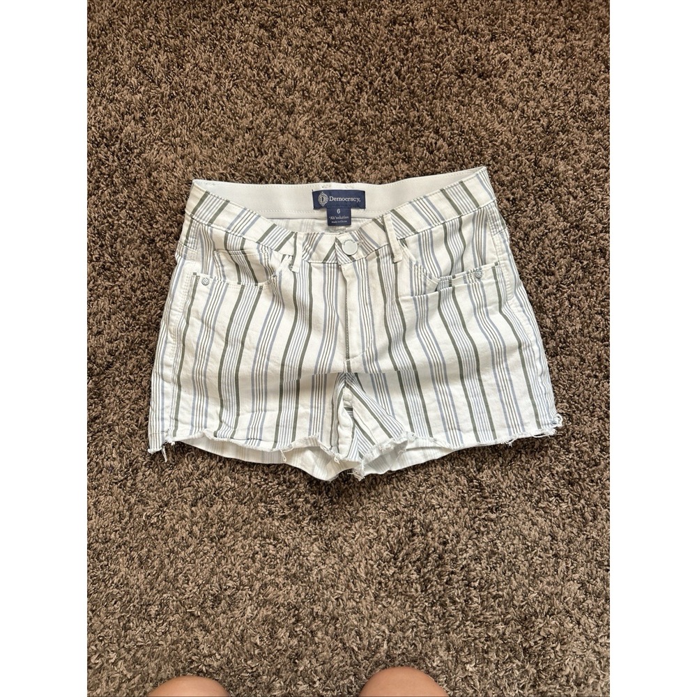 Democracy Shorts Womens 6 White Striped Ab Solution Mom Denim Jean Stretch